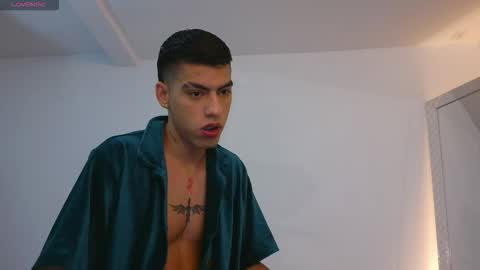  R U S S E L L  online show from 11-16-25, 07:25