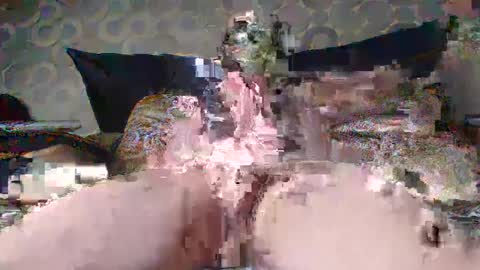 Snapshot of russianbear1917 chatting on 02-26-25, 02:36 Mike online show from 02-26-25, 02:36