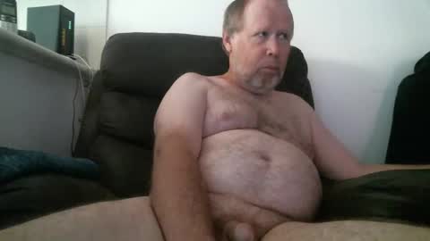 Snapshot of russperth1 chatting on 05-15-26, 06:42 Russell online show from 05-15-26, 06:42