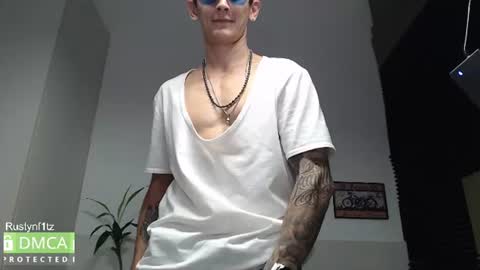 Snapshot of rustynf1tz chatting on 07-17-26, 05:03 MillionDollarGuy online show from 07-17-26, 05:03