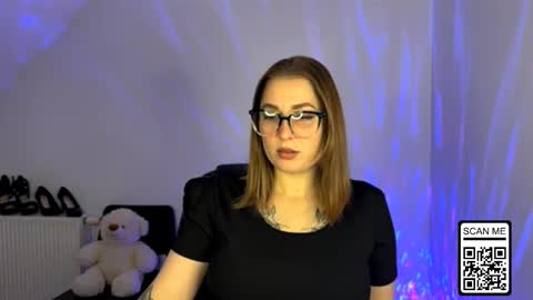 Snapshot of ruthless_111 chatting on 11-30-25, 08:13 Nika online show from 11-30-25, 08:13