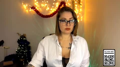 Snapshot of ruthless_111 chatting on 01-12-26, 02:22 Nika online show from 01-12-26, 02:22