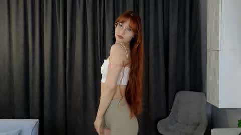 Snapshot of ruthwilliams_ chatting on 02-12-26, 03:40 Maria online show from 02-12-26, 03:40
