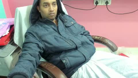 rwb17 online show from 12-23-25, 06:00