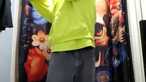 Snapshot of ryan198650 chatting on 02-02-26, 10:41 ryan198650 online show from 02-02-26, 10:41