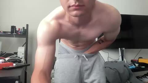 Snapshot of ryan287747 chatting on 05-18-26, 06:25 ryan online show from 05-18-26, 06:25