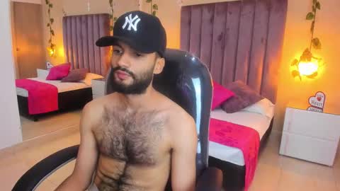 ryan_jackson_ online show from 10-31-25, 04:02