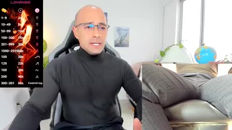 ryan_master_ online show from 12-18-24, 04:28