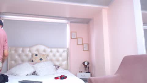 Snapshot of ryan_maxy chatting on 02-20-25, 06:46 ryan online show from 02-20-25, 06:46