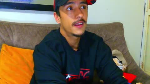 Snapshot of ryan_maxy chatting on 09-24-25, 07:01 ryan online show from 09-24-25, 07:01