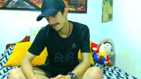 Snapshot of ryan_maxy chatting on 10-15-25, 07:19 ryan online show from 10-15-25, 07:19