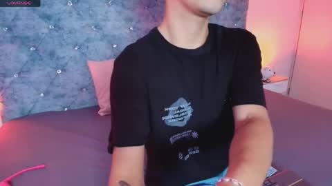 R Y A N   ON   F I R E online show from 04-17-26, 01:14