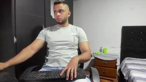 Snapshot of ryan_xc1 chatting on 07-14-26, 03:33 ryan_xc1 online show from 07-14-26, 03:33