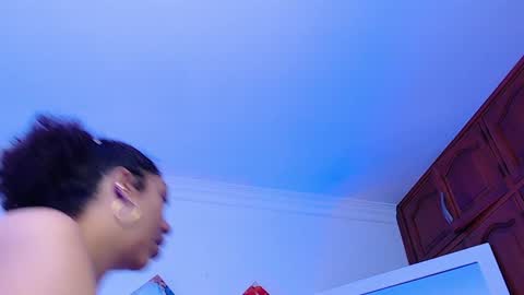 Hanna  online show from 02-07-25, 01:22