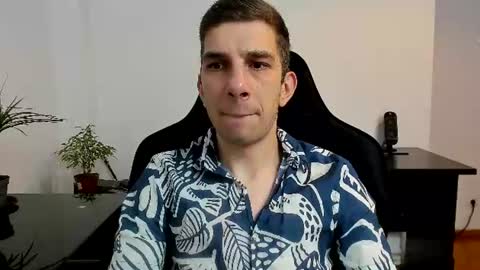 Snapshot of ryandusk chatting on 06-14-26, 08:22 Andrew C. online show from 06-14-26, 08:22