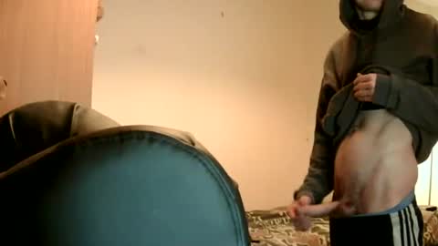 Snapshot of ryder93x chatting on 10-03-25, 06:54 Ryder93 online show from 10-03-25, 06:54