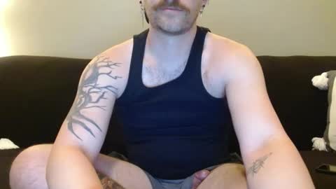 Snapshot of rylancolt chatting on 10-16-25, 04:02 Rylan Colte online show from 10-16-25, 04:02