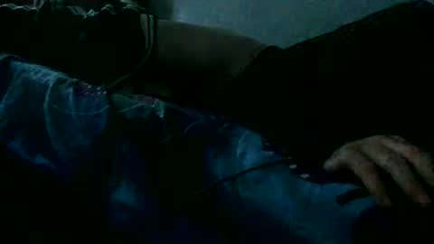 Snapshot of rytas02 chatting on 12-25-24, 03:38 arte online show from 12-25-24, 03:38