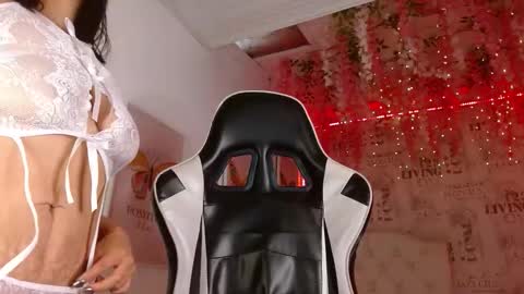 1 online show from 03-05-26, 12:23