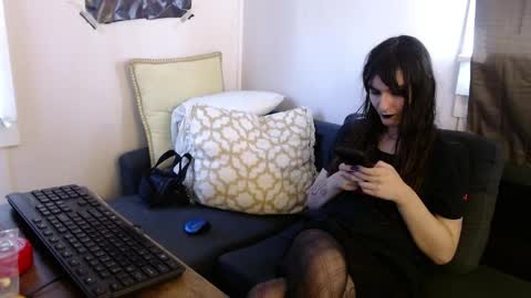 sabinewinters online show from 04-10-26, 06:45