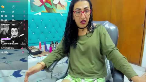 SABRINA online show from 10-29-25, 01:24