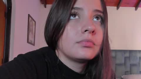 Snapshot of sabrina_lennox chatting on 04-14-26, 01:22 Sabrina Maria online show from 04-14-26, 01:22