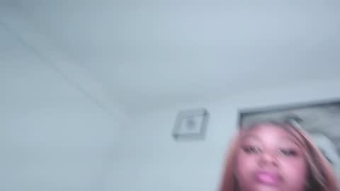 Sabrina Mora online show from 01-11-25, 02:58