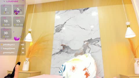 Snapshot of sabrinaalcantara chatting on 12-15-24, 09:56 Sabrina online show from 12-15-24, 09:56