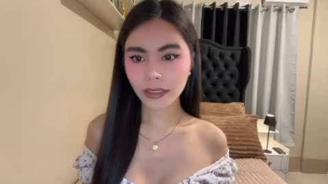 Snapshot of sabrinamadonna54 chatting on 06-29-26, 02:17 sabrinamadonna54 online show from 06-29-26, 02:17