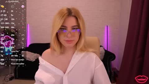 Sabrina online show from 03-11-25, 05:05