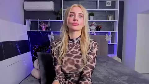 Sabrina online show from 01-05-26, 05:27