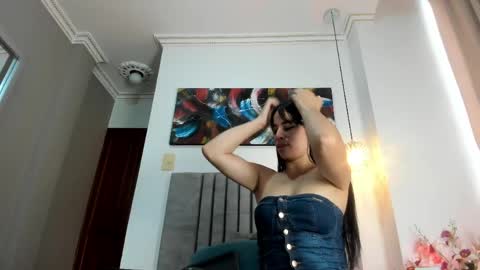 Snapshot of sabrinawarren_ chatting on 05-31-26, 02:24 Sabrina Warren online show from 05-31-26, 02:24