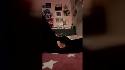 SabrinFisher online show from 05-17-26, 08:38