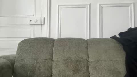 Sachaa online show from 04-20-26, 03:37