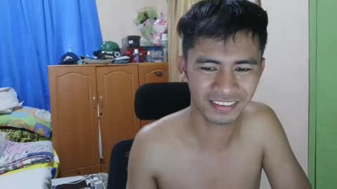 Snapshot of sachu01 chatting on 04-07-26, 06:03 Sachu01 online show from 04-07-26, 06:03