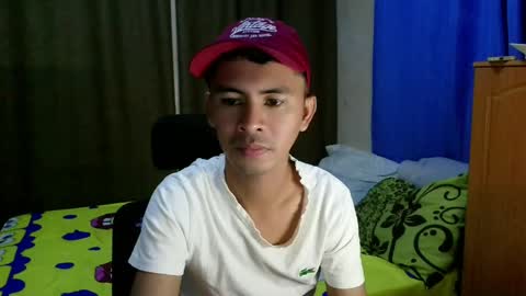 Sachu01 online show from 05-18-26, 09:04