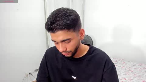 Snapshot of sack_rojas chatting on 03-03-25, 05:42 Sack online show from 03-03-25, 05:42