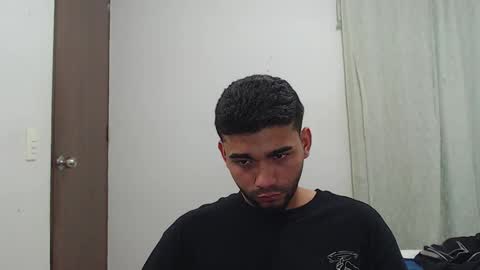 Snapshot of sack_rojas chatting on 10-14-25, 10:54 Sack online show from 10-14-25, 10:54