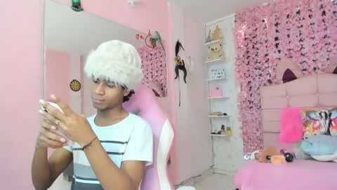 Snapshot of sack_wink chatting on 09-24-25, 10:13 sack_wink online show from 09-24-25, 10:13