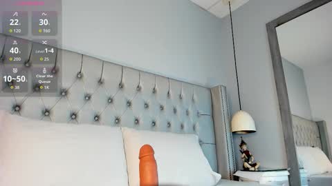 Snapshot of saday_ chatting on 02-15-26, 07:43 online show from 02-15-26, 07:43