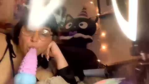 sweet angel baby  online show from 10-17-25, 02:04