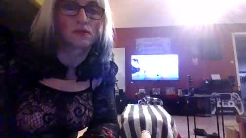 sadiacrossdresser online show from 06-28-26, 07:53