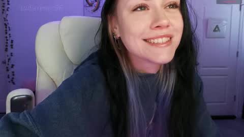 Sadie Renee  online show from 11-06-25, 12:11