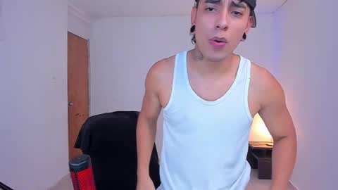 saenz_hotx online show from 10-18-25, 06:08