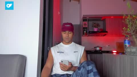 Snapshot of sag_1998 chatting on 01-02-25, 09:50 Sag online show from 01-02-25, 09:50