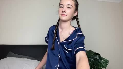 urs xxx content in my bio online show from 03-19-26, 12:58