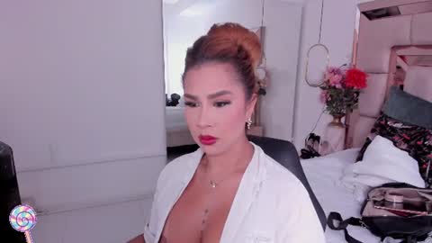 Snapshot of sagitariuus_girll chatting on 07-12-26, 11:07 Sagitarius Girl online show from 07-12-26, 11:07