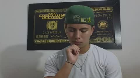 Sahara y Thiago online show from 10-10-25, 09:41