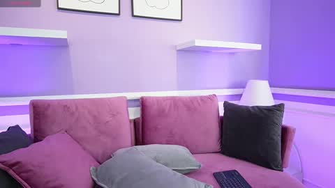 Snapshot of saharakramer chatting on 03-08-25, 03:13 saharakramer online show from 03-08-25, 03:13