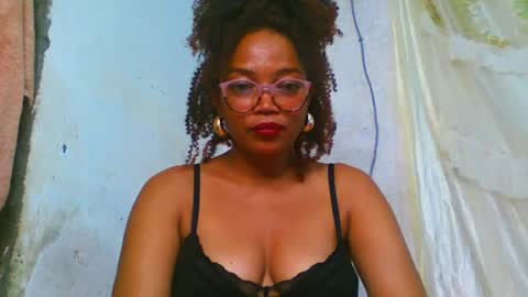 Snapshot of saida472627 chatting on 08-08-26, 12:51 saida472627 online show from 08-08-26, 12:51